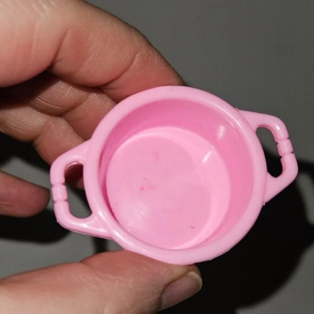 12 VTG Barbie Lot Pink Dishes Pans Cups Flower Vase Kitchen Accessories